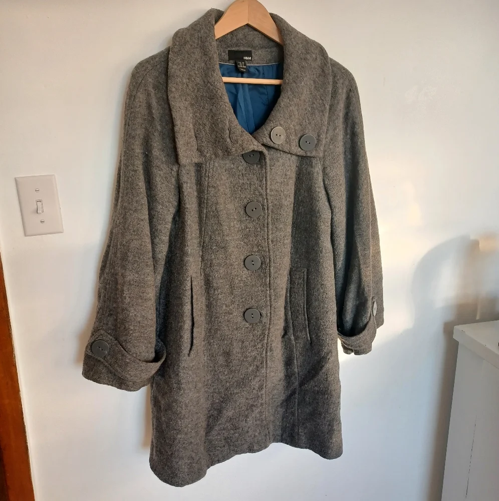 ⚡️SALE⚡️H&M Gray Wool Coat - Picture 2 of 11